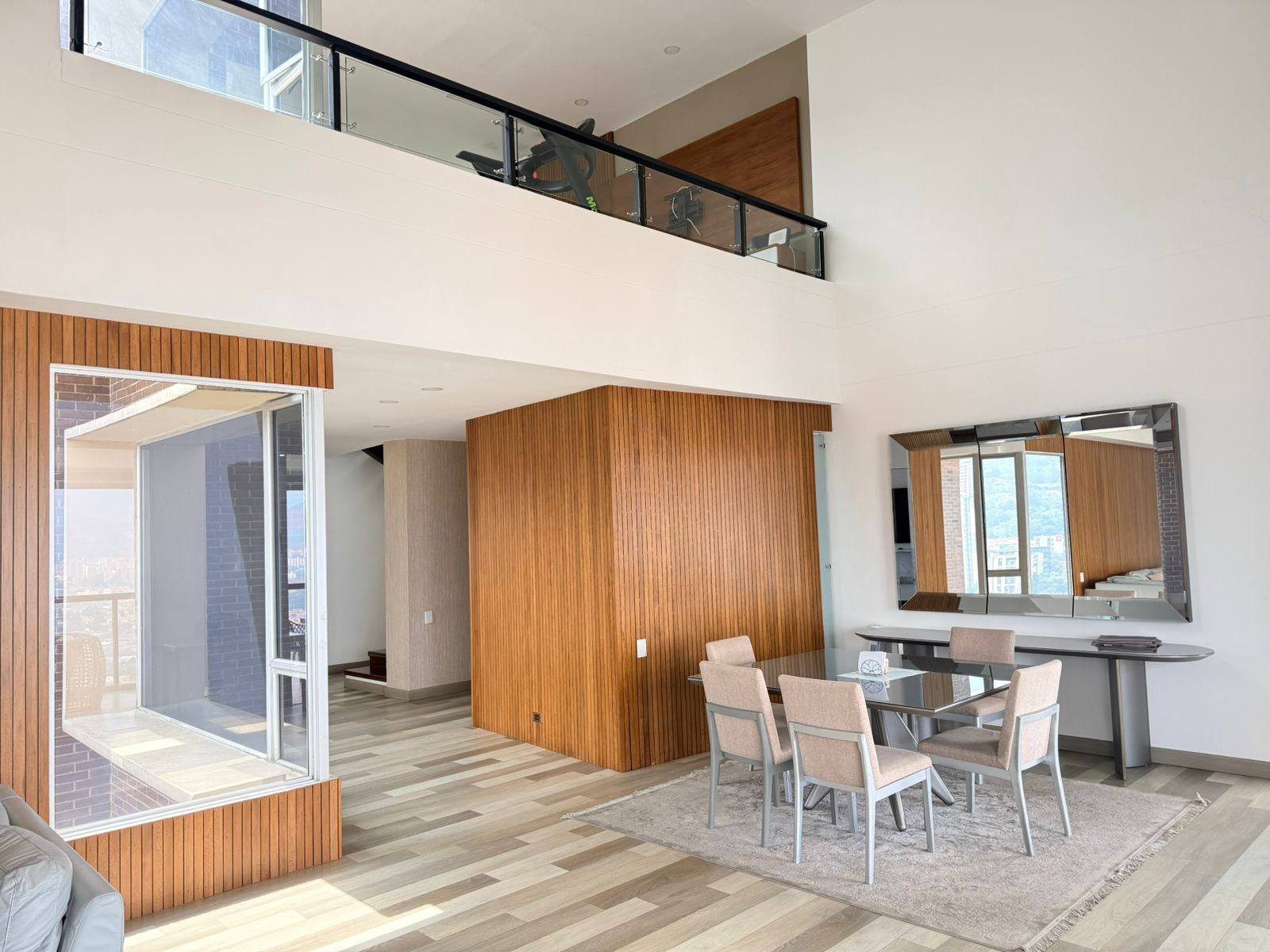 Apartamento en arriendo en El Poblado, Medellín · foto 6 de 20
