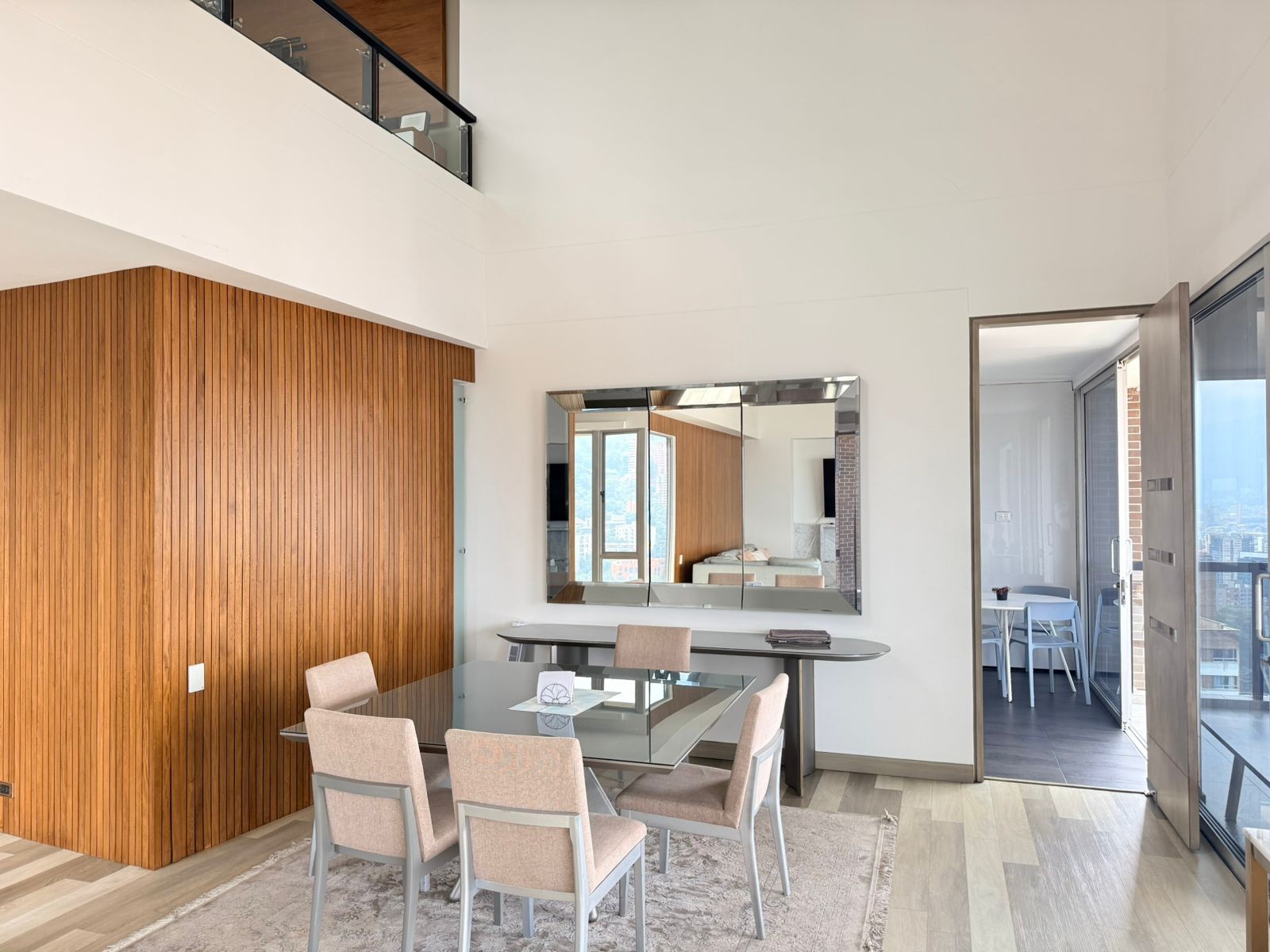Apartamento en arriendo en El Poblado, Medellín · foto 5 de 20