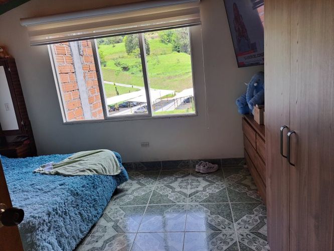Casa de 3 alcobas en venta en San Vicente, Cali, 131 m² · foto 10 de 16