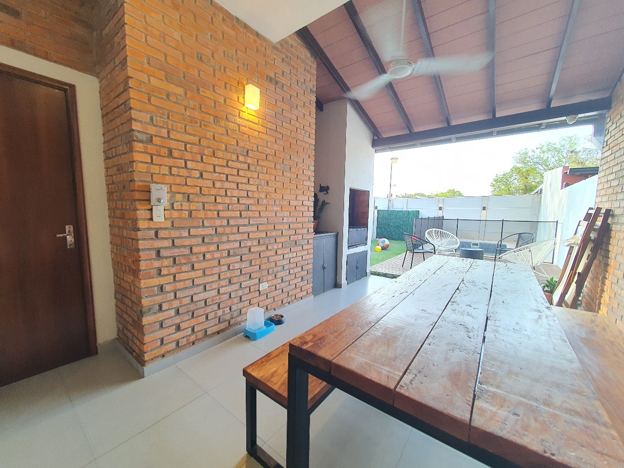 Alquilo bello duplex amoblado en Luque — foto 2