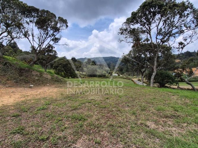 Lote en venta en El Porvenir, Rionegro, 2176 m² · foto 4 de 8
