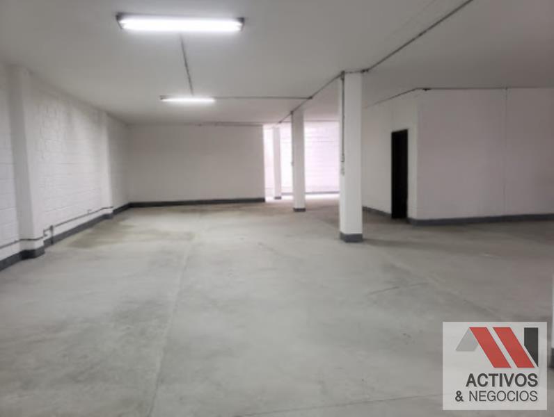 Bodega en venta en El Poblado, Medellín 2