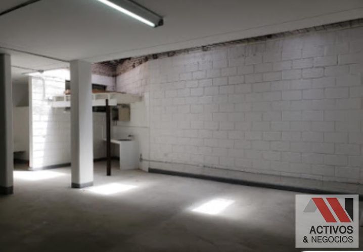 Bodega en venta en El Poblado, Medellín, 274 m² · foto 6 de 12