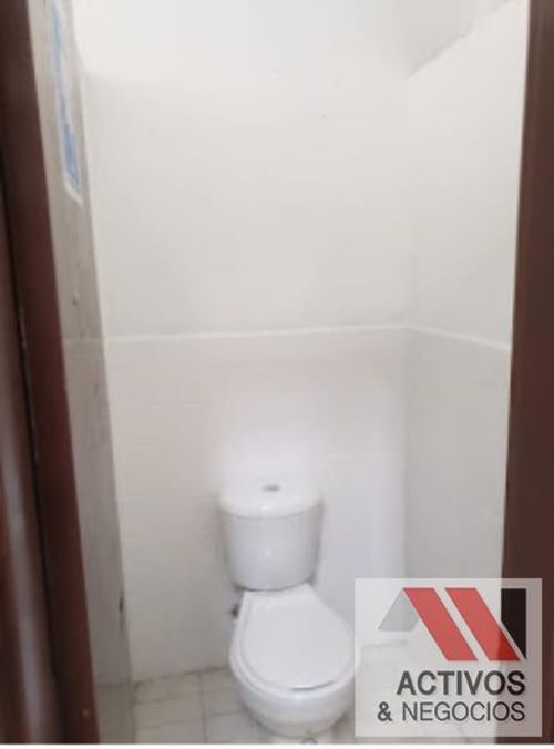 Bodega en venta en El Poblado, Medellín, 274 m² · foto 12 de 12