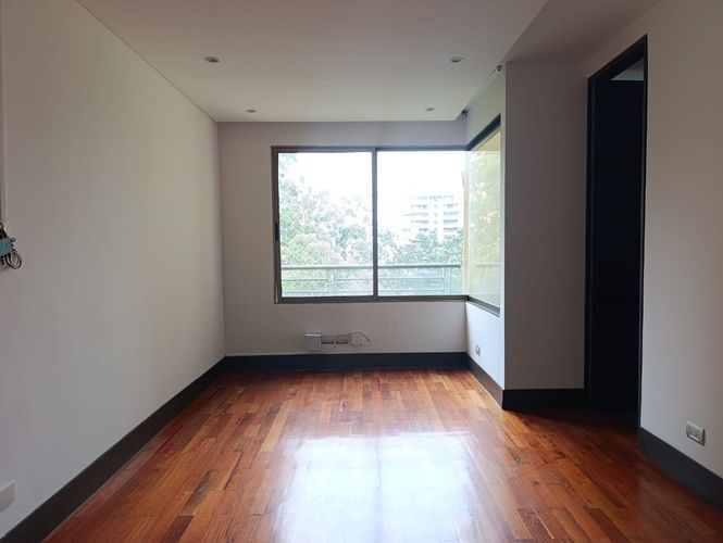 Apartamento de 3 alcobas en arriendo en Las Lomas, Medellín, 300 m² · foto 11 de 18