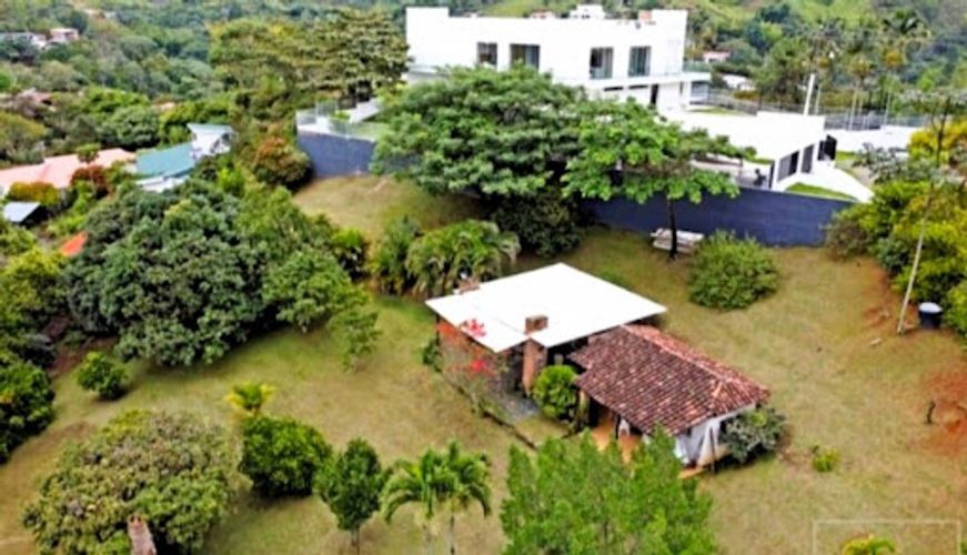 Casa de 3 alcobas en venta en La Reforma, Cali, 250 m² · foto 4 de 24