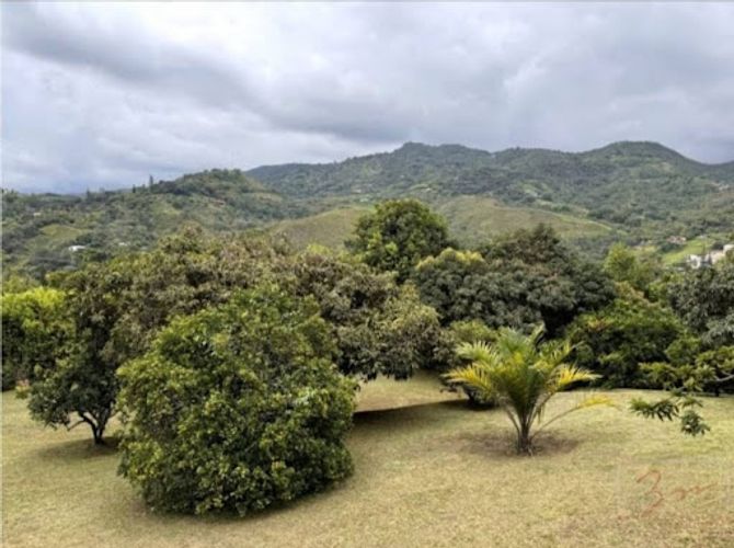 Casa de 3 alcobas en venta en La Reforma, Cali, 250 m² · foto 7 de 24