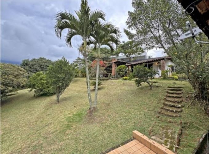 Casa de 3 alcobas en venta en La Reforma, Cali, 250 m² · foto 10 de 24