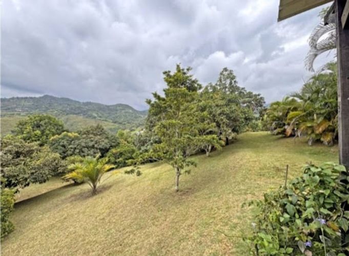 Casa de 3 alcobas en venta en La Reforma, Cali, 250 m² · foto 13 de 24