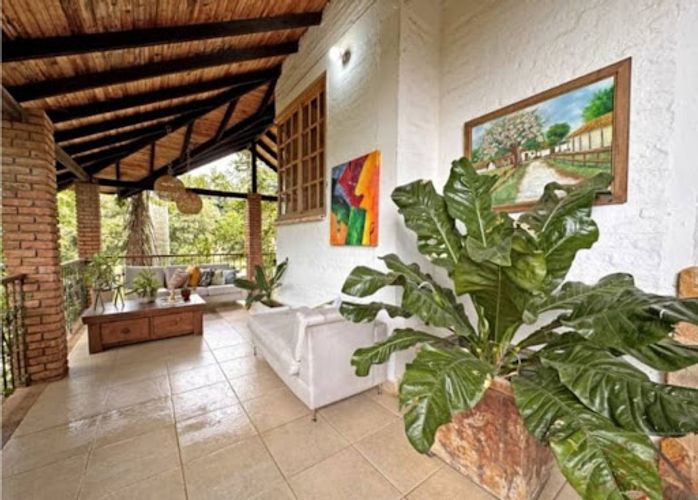 Casa de 3 alcobas en venta en La Reforma, Cali, 250 m² · foto 23 de 24