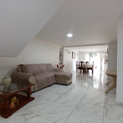 Casa de 6 alcobas en venta en El Lido, Cali, 240 m² · foto 5 de 24
