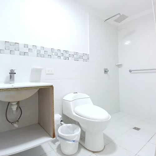 Casa de 6 alcobas en venta en El Lido, Cali, 240 m² · foto 7 de 24