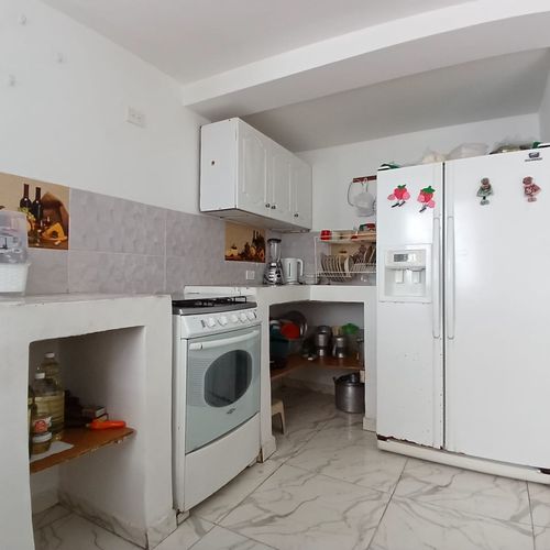 Casa de 6 alcobas en venta en El Lido, Cali, 240 m² · foto 12 de 24
