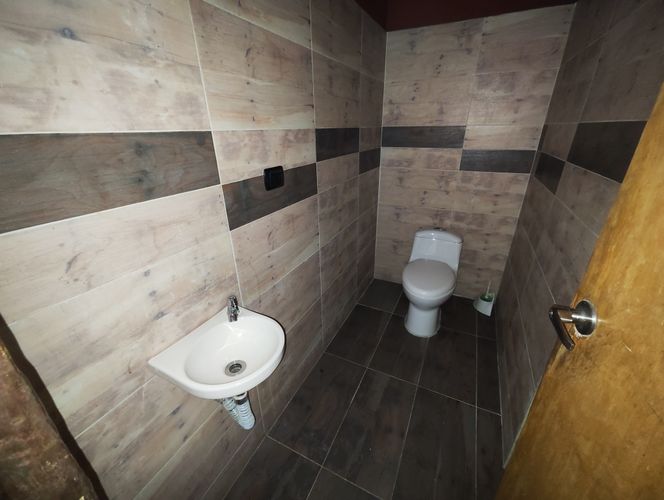 Local en arriendo en La Castellana, Medellín, 120 m² · foto 5 de 17