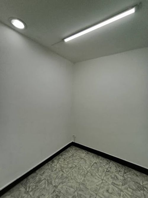 Oficina en arriendo en Los Cambulos, Cali, 140 m² · foto 14 de 18
