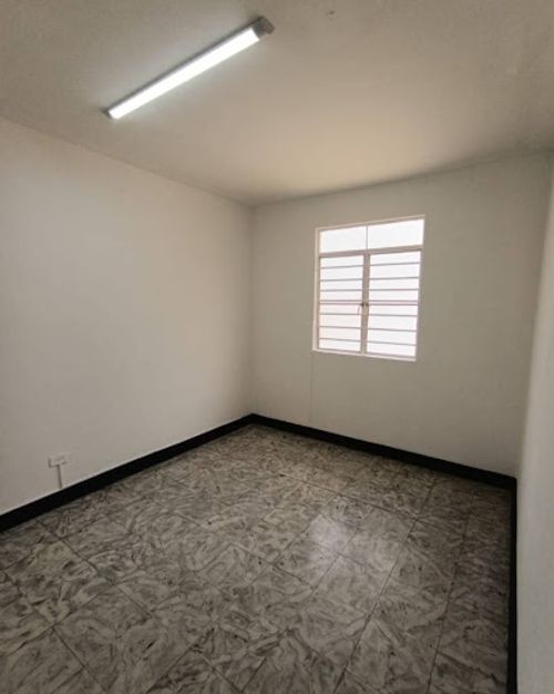 Oficina en arriendo en Los Cambulos, Cali, 140 m² · foto 15 de 18