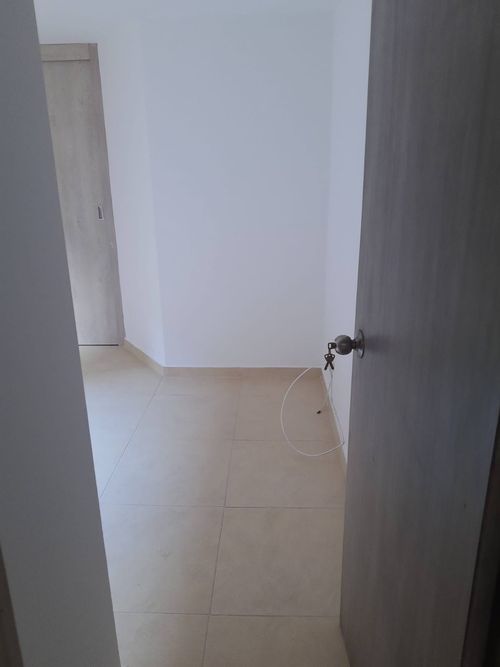 Apartamento de 2 alcobas en venta en Santa Mónica, Medellín, 43 m² · foto 2 de 16