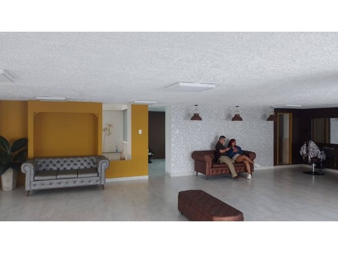 Local en venta en Parque Sucre, Armenia, 320 m² · foto 2 de 10
