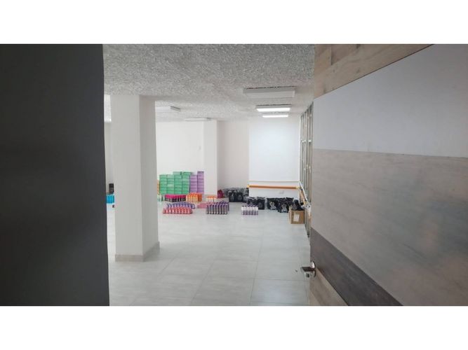 Local en venta en Parque Sucre, Armenia, 320 m² · foto 5 de 10