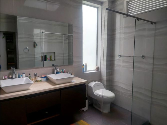 Casa de 5 alcobas en venta en El Caimo, Armenia, 230 m² · foto 8 de 24