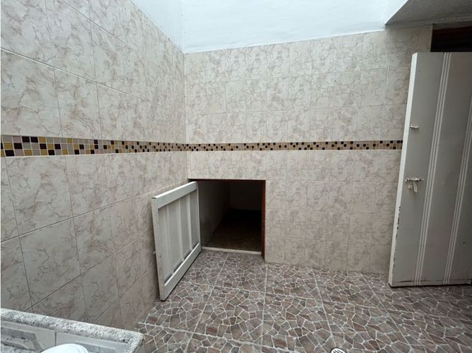 Casa de 4 alcobas en venta en Membrillal, Armenia, 80 m² · foto 10 de 24