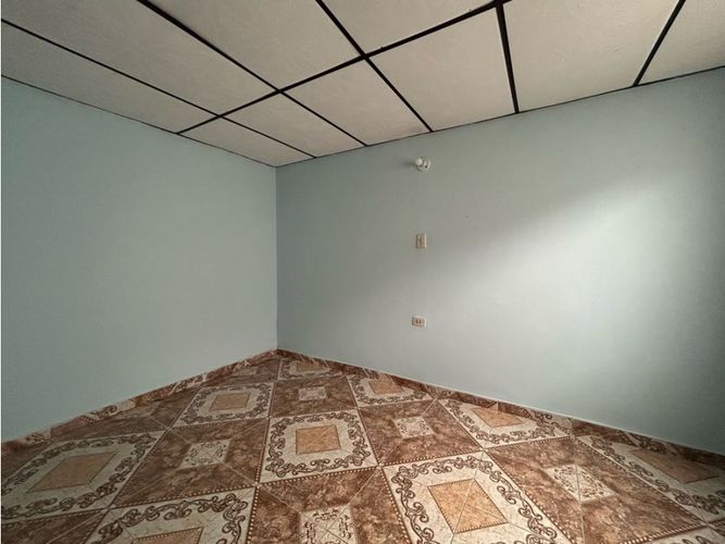 Casa de 4 alcobas en venta en Membrillal, Armenia, 80 m² · foto 16 de 24