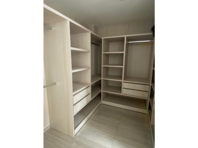 Casa de 3 alcobas en venta en San Antonio, Armenia, 215 m² · foto 9 de 16