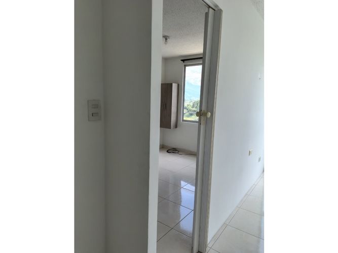 Apartaestudio en venta en Tres Esquinas, Armenia, 30 m² · foto 12 de 24