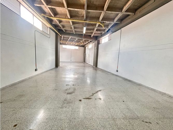 Bodega en arriendo en San Bernardo, Medellín, 180 m² · foto 5 de 10