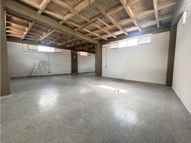 Bodega en arriendo en San Bernardo, Medellín, 180 m² · foto 8 de 10
