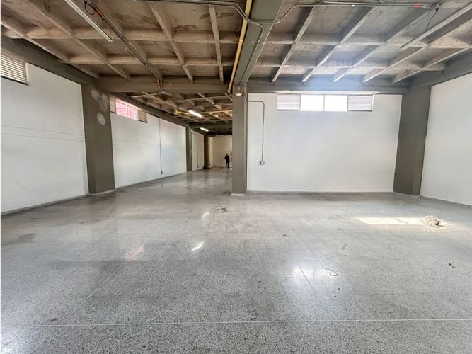 Bodega en arriendo en San Bernardo, Medellín, 180 m² · foto 10 de 10