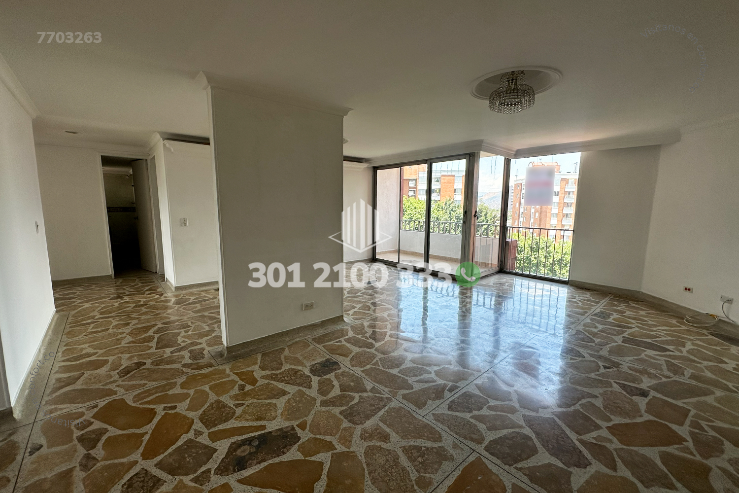 Apartamento en arriendo en Laureles, Medellín · foto 2 de 24