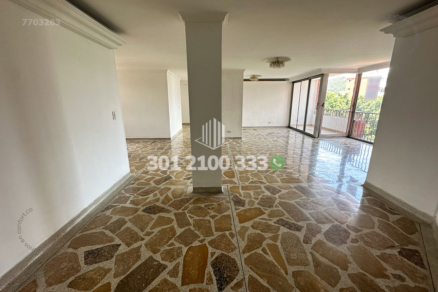 Apartamento en arriendo en Laureles, Medellín · foto 3 de 24