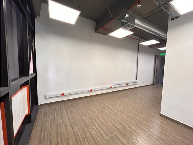 Oficina en venta en Las Palmas, Medellín, 37 m² · foto 3 de 10