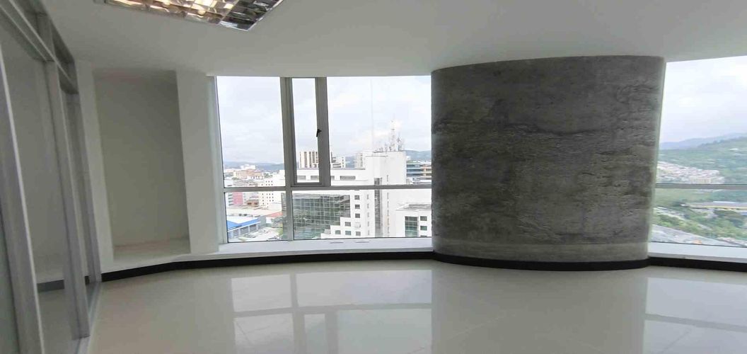 Oficina en arriendo en Los Laureles, Manizales, 39 m² · foto 2 de 21
