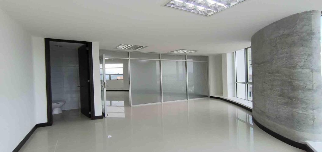 Oficina en arriendo en Los Laureles, Manizales, 39 m² · foto 8 de 21