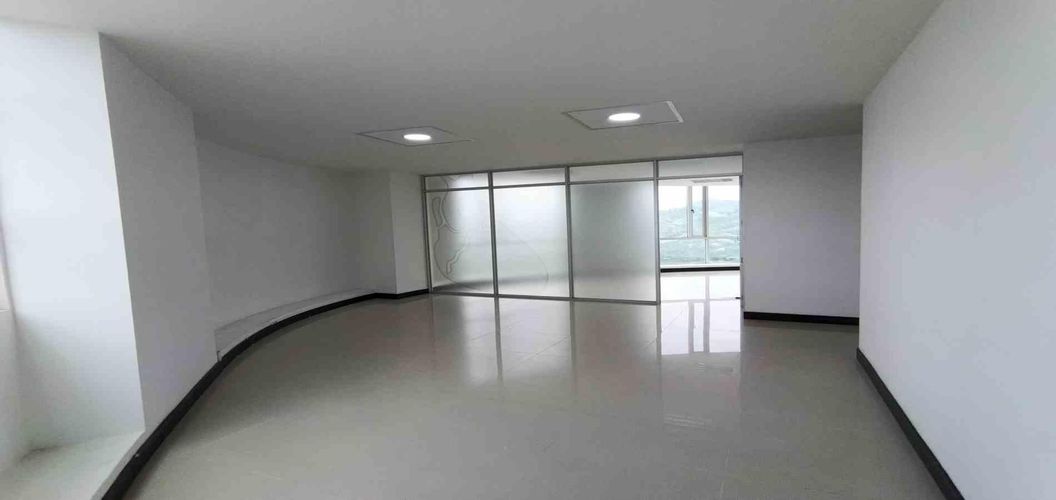 Oficina en arriendo en Los Laureles, Manizales, 39 m² · foto 11 de 21