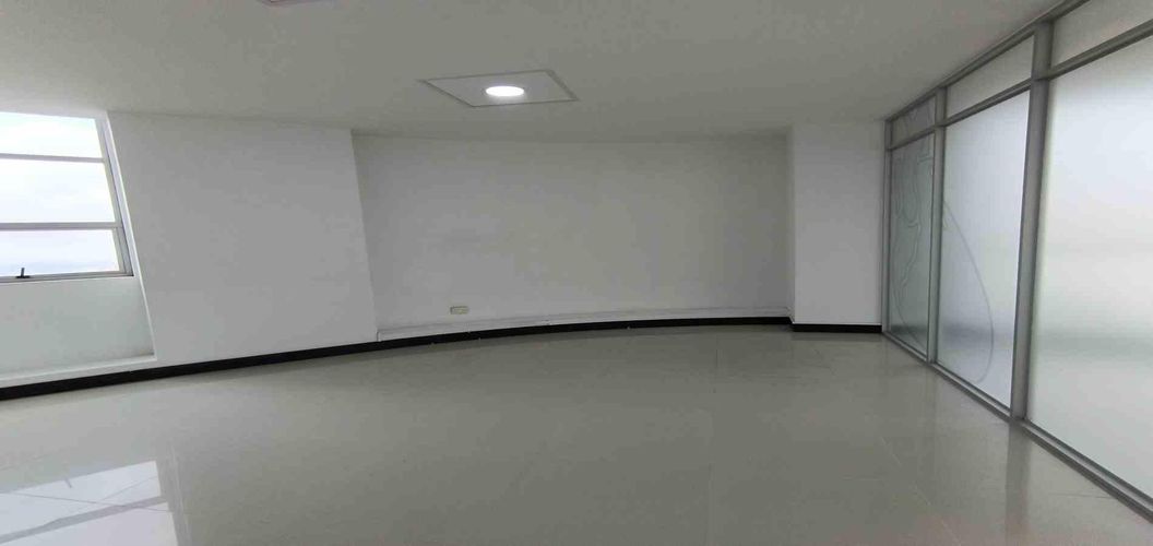 Oficina en arriendo en Los Laureles, Manizales, 39 m² · foto 13 de 21