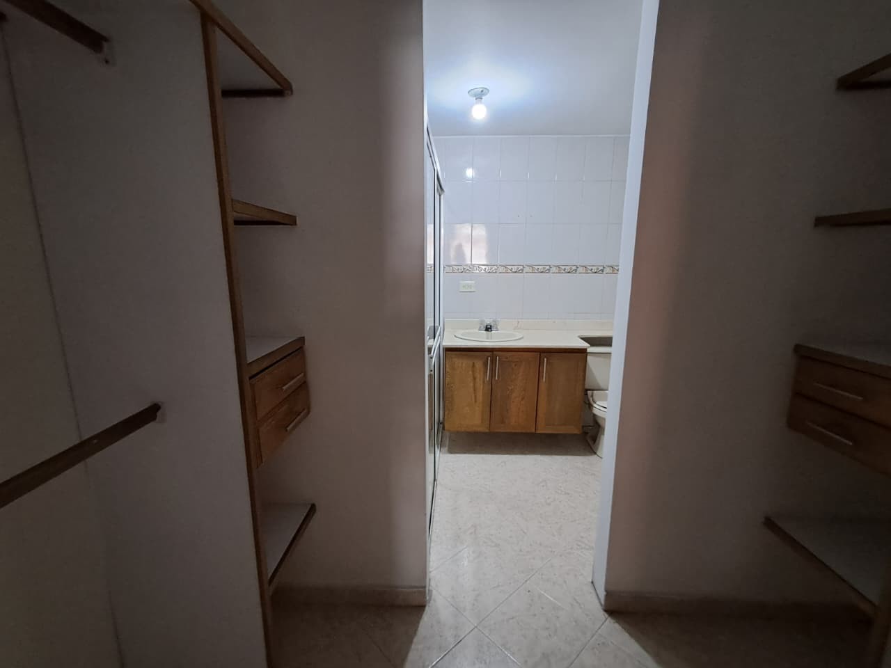 Apartamento en arriendo en Belén, Medellín · foto 16 de 24
