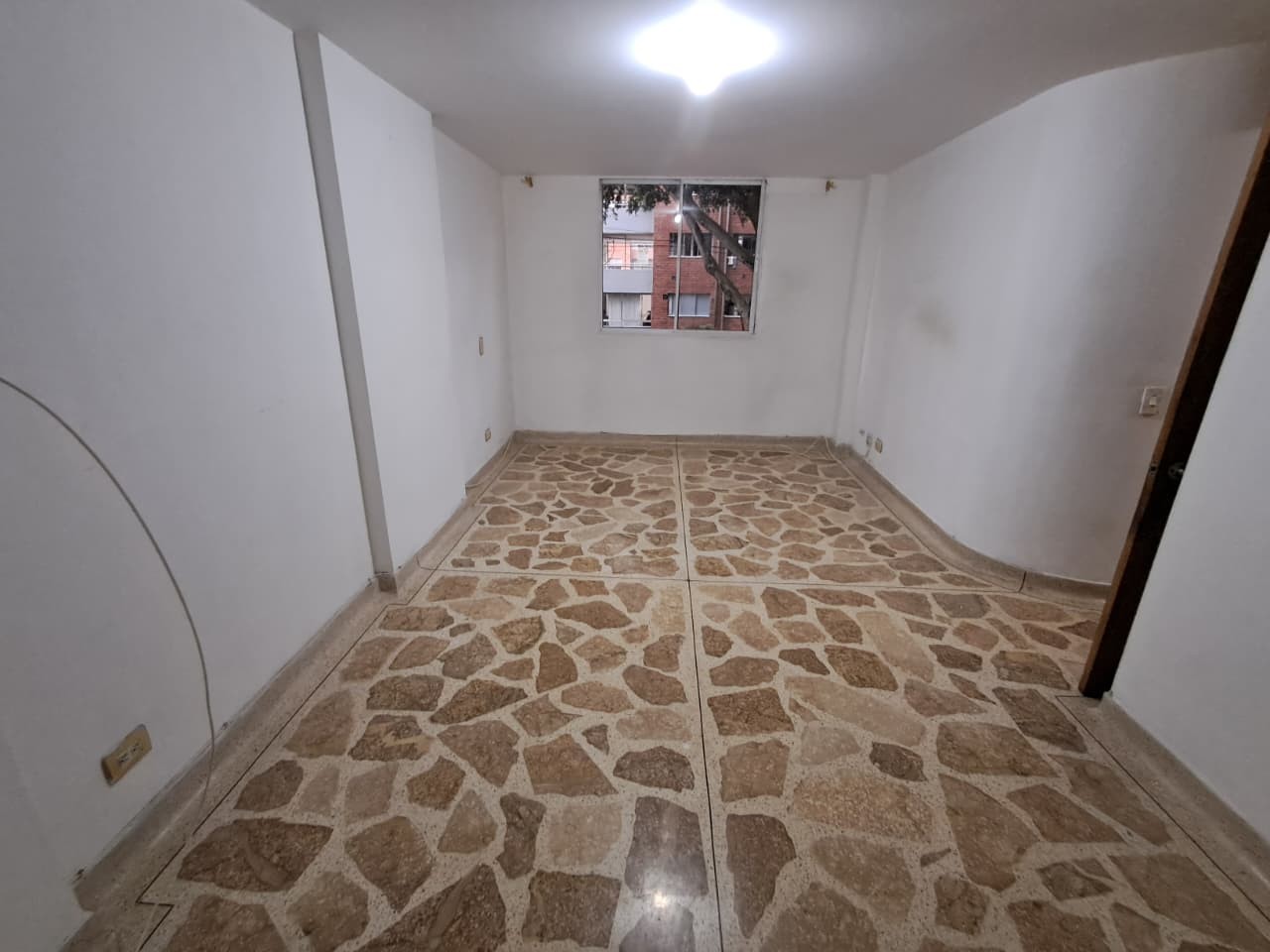 Apartamento en arriendo en Belén, Medellín · foto 7 de 24