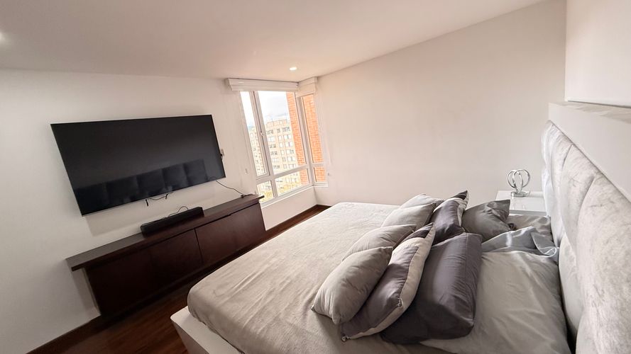 Apartamento de 3 alcobas en venta en Colina Campestre, Bogotá, 148 m² · foto 9 de 20