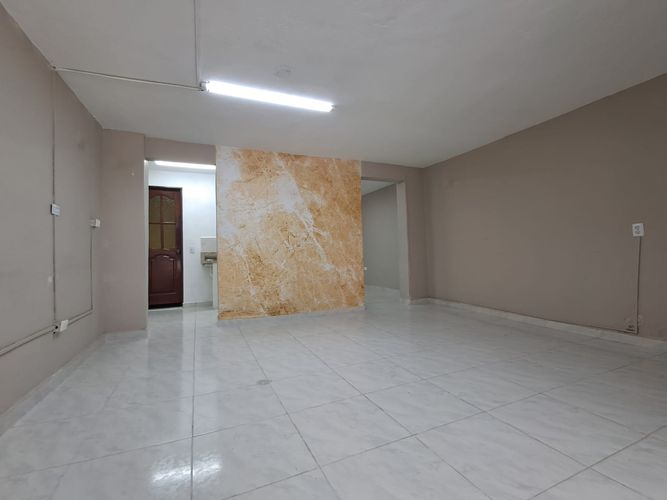 Local en arriendo en Buenos Aires, Medellín, 48 m² · foto 4 de 10