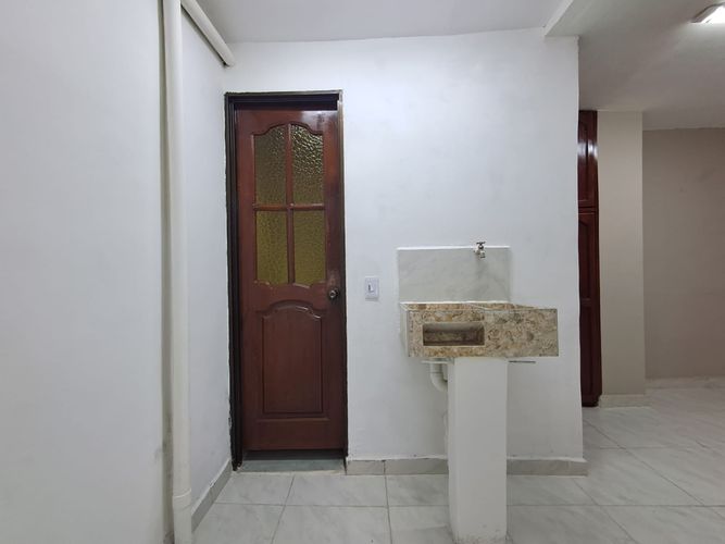 Local en arriendo en Buenos Aires, Medellín, 48 m² · foto 7 de 10