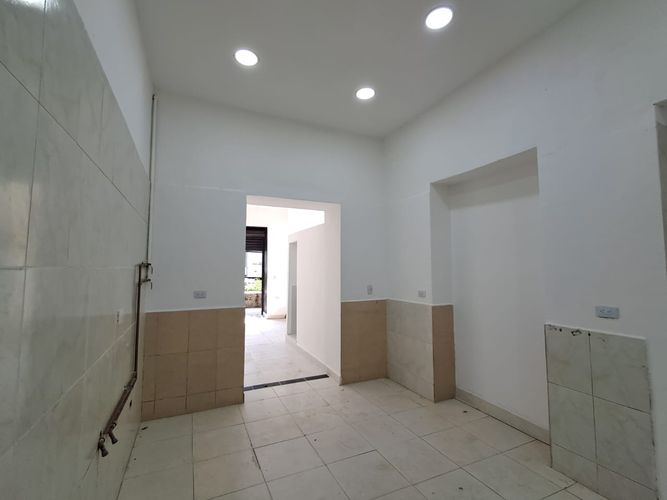 Local en arriendo en Bombona No.1, Medellín, 40 m² · foto 7 de 10