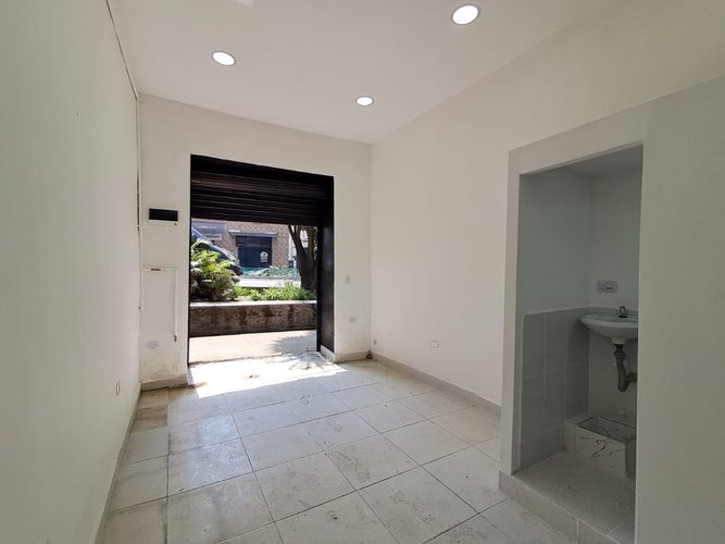 Local en arriendo en Bombona No.1, Medellín, 40 m² · foto 9 de 10
