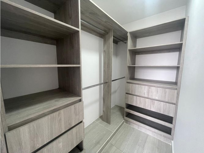 Apartamento de 3 alcobas en venta en Guabinas, Yumbo, 75 m² · foto 7 de 17