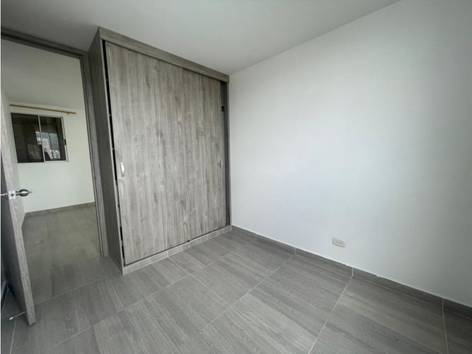 Apartamento de 3 alcobas en venta en Guabinas, Yumbo, 75 m² · foto 10 de 17