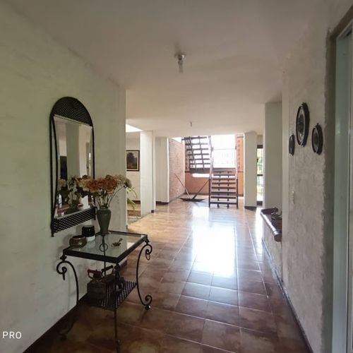Casa de 5 alcobas en venta en Condominio Sortilegio, Cali, 564 m² · foto 7 de 24