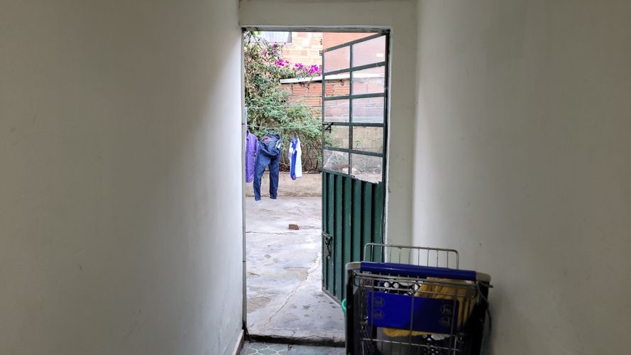 Casa de 5 alcobas en venta en Centro, Funza, 259 m² · foto 11 de 14