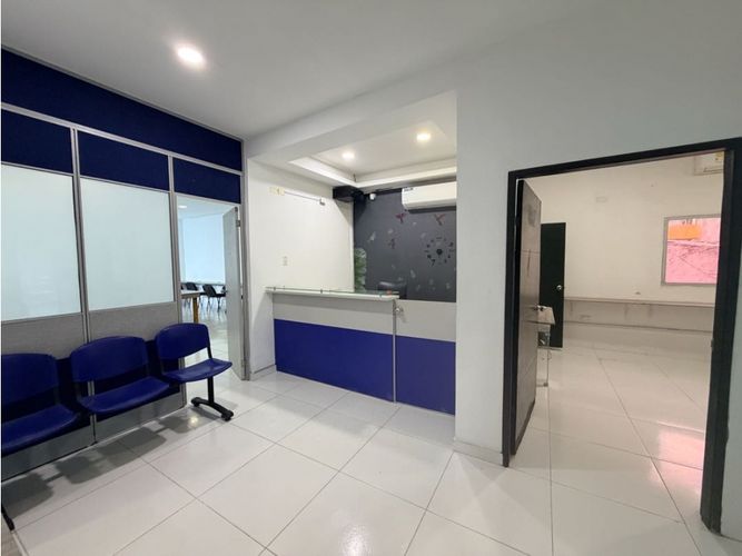 Local en arriendo en Ciudad Jardin, Barranquilla, 160 m² · foto 2 de 13